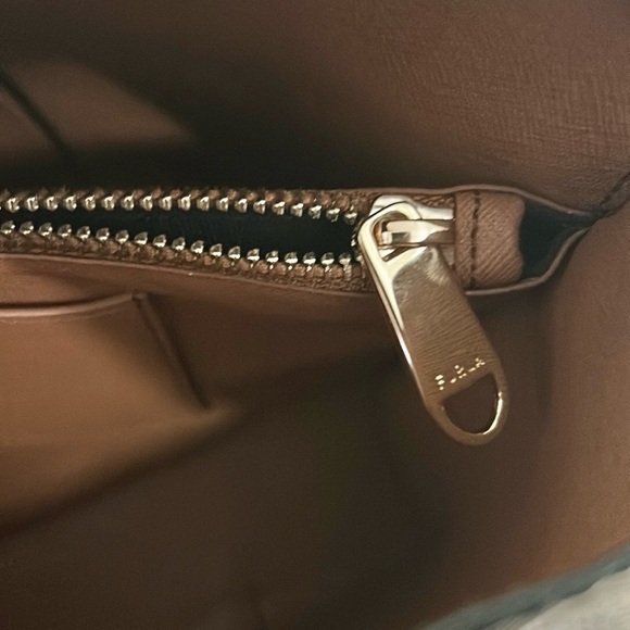 Furla Vittoria Black Calfskin Leather Medium Tote Bag in Nero $388 SOLD OUT - Picture 8 of 12